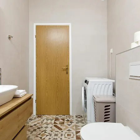 New - House Kostella - *