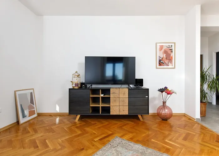 New - House Kostella -