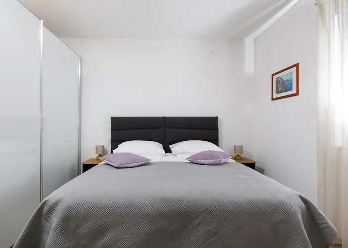 Feriehus New - House Kostella -