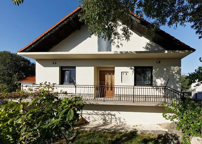 Feriehus New - House Kostella -