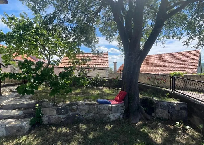 בית נופש New - House Kostella - *