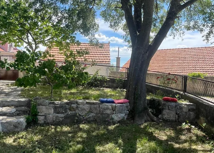 בית נופש New - House Kostella - *