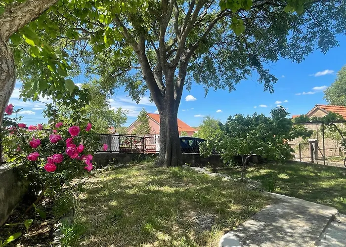 Feriehus New - House Kostella -